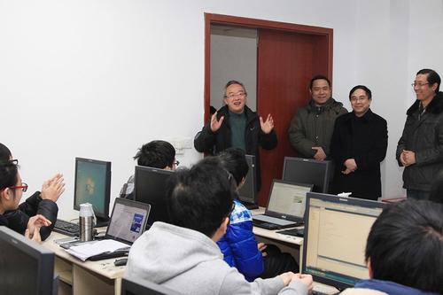 陈新华书记看望ACM集训师生