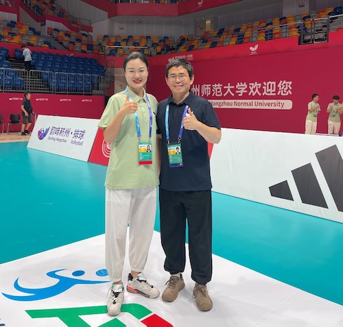 管老师和杨老师